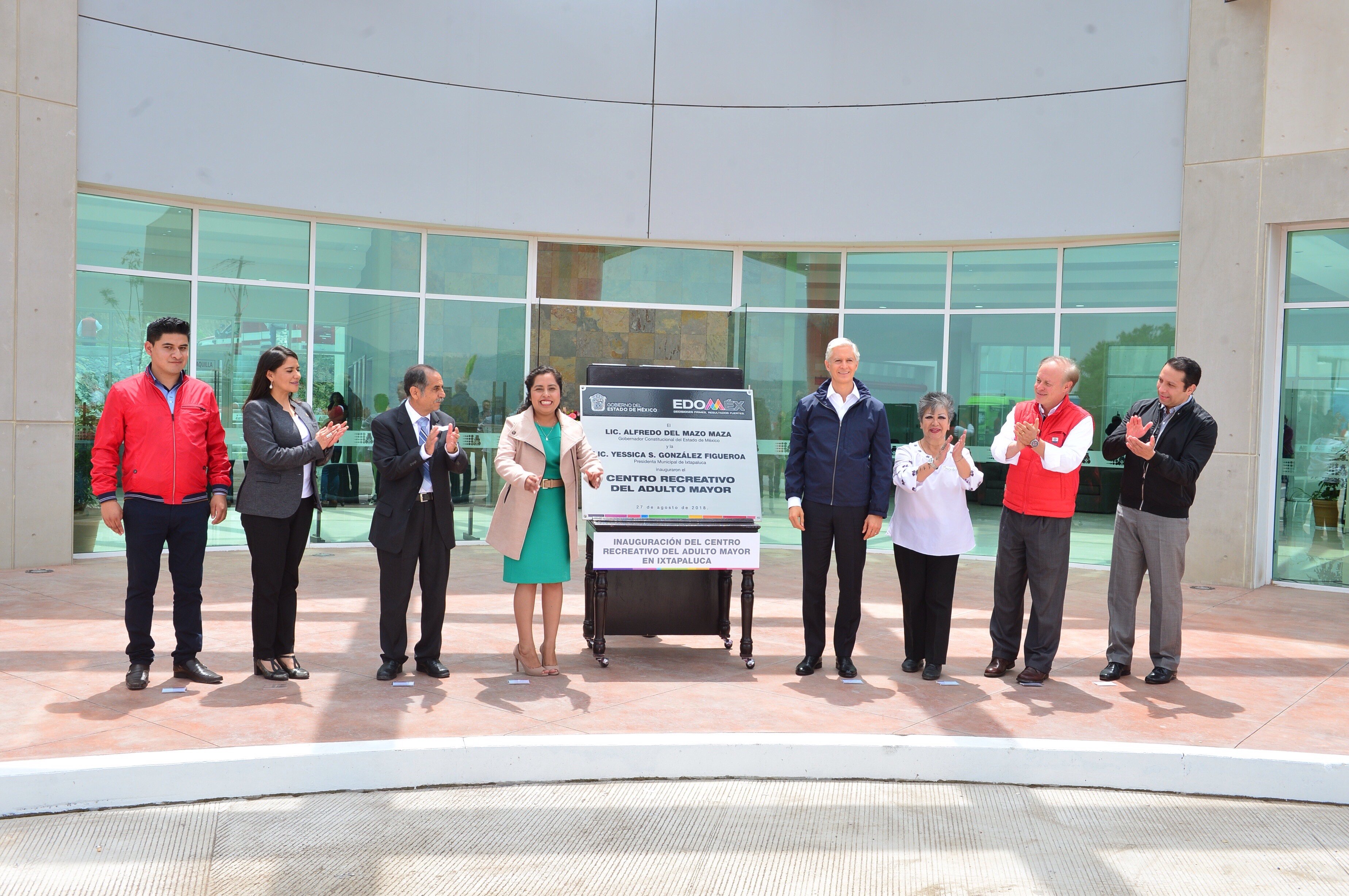 Entrega Alfredo Del Mazo Centro Recreativo en Ixtapaluca, en beneficio