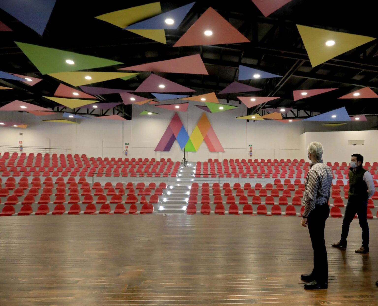 Entrega Alfredo Del Mazo Nuevo Auditorio en Chiconcuac para Promover el